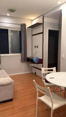 Apartamento com 2 dormitórios para alugar, 48 m² por R$ 2.685,00 - Parque Campolim - Soroc