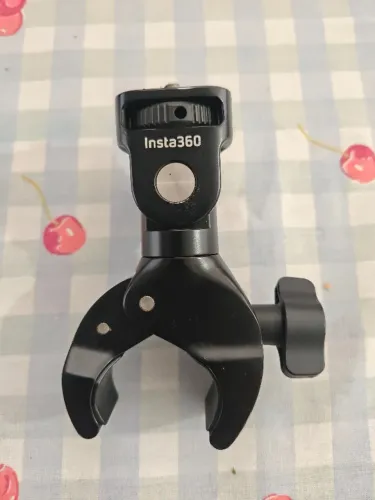 Suporte Insta360 para moto (original) - X2/X3/X4/X5 (e outros)