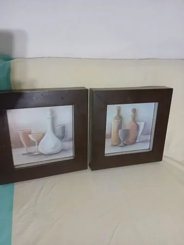 Quadro  lindos de vidro 29 por 29largura 30  cada  