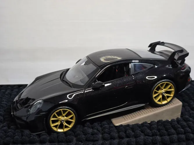 Miniatura 1:18 nova porsche 911 gt3 custom nova maisto