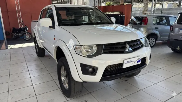 Mitsubishi L200 Triton GLX 3.2 CD TB Int.diesel MEC 2015