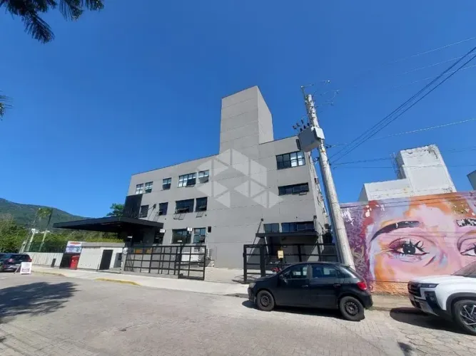Studio mobiliado 27M² para alugar em Santa Mônica, Florianópolis