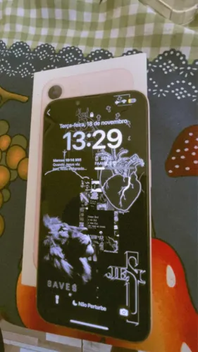 Vendo ou troco iPhone 13 Rosê sem marcas de uso