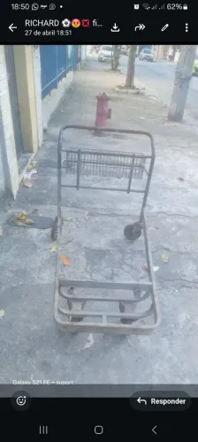 Vende carrinho sucata ótimo estado 