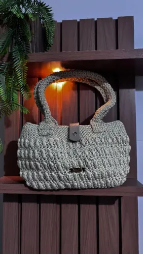 Bolsa de crochê, estilo festa, bolsa nova e produzida manualmente com fio de poliester
