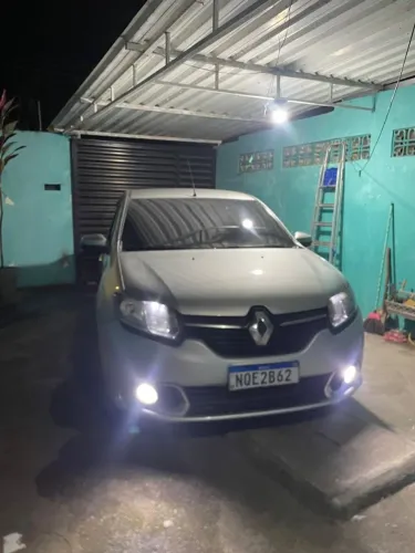 Renault Logan Expres./exp. UP Hi-flex 1.0 16V 4P 2014