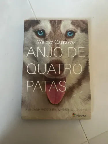 Anjo de Quatro Patas