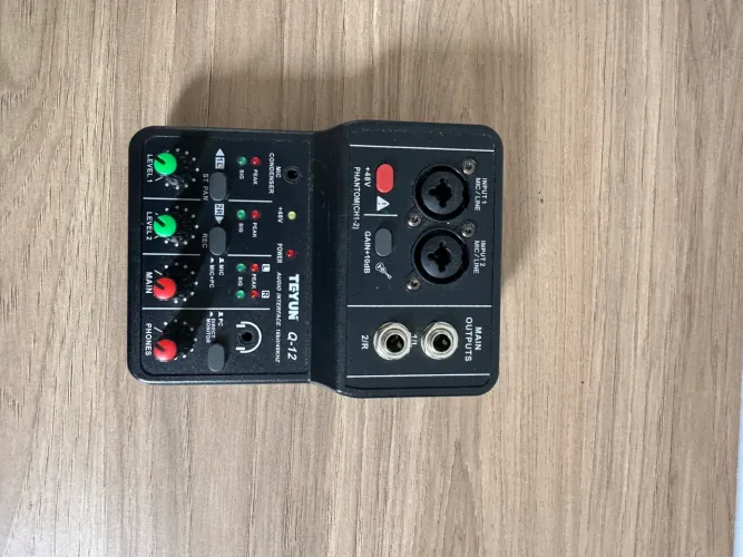 Interface de áudio 