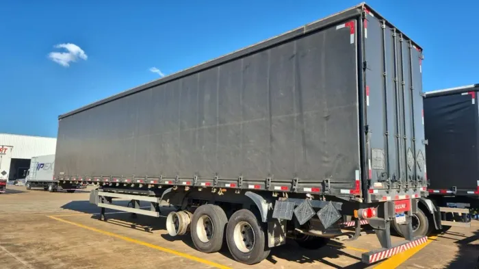 Vendo carreta Saider guerra + Fachini 87 mil reais leia o anúncio