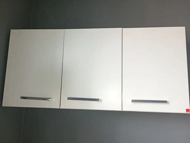 Armário Parede 3 portas 
