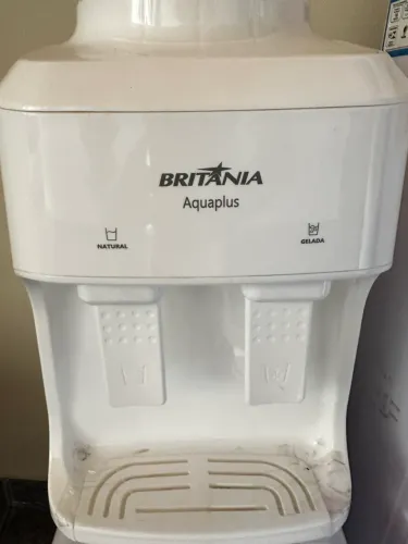 Bebedouro Britânia bivolt 