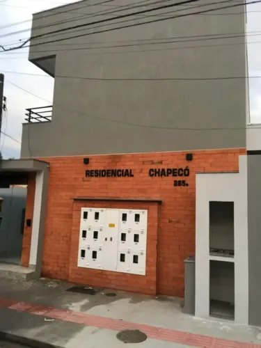 Oportunidade Única em Balneário Camboriú  Imóvel com 8 Kitnets Locadas à Venda