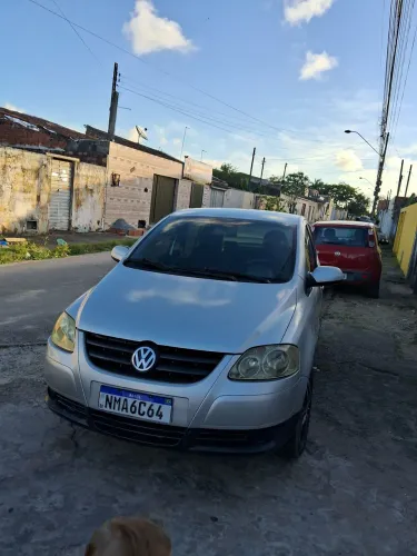 Volkswagen Fox City 1.0mi/ 1.0mi Total Flex 8V 3P 2010