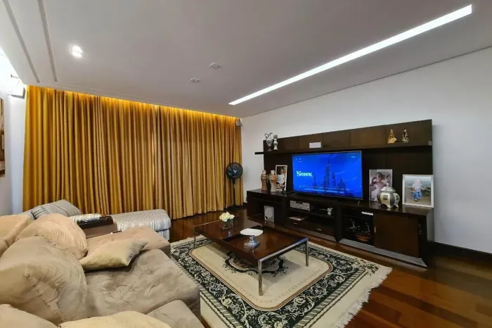 Casa à Venda - Bandeirantes, 5 Quartos, 553 m2