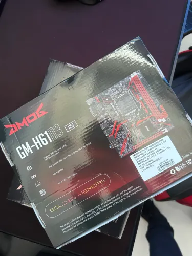Placa mãe LGA 1155 LACRADA