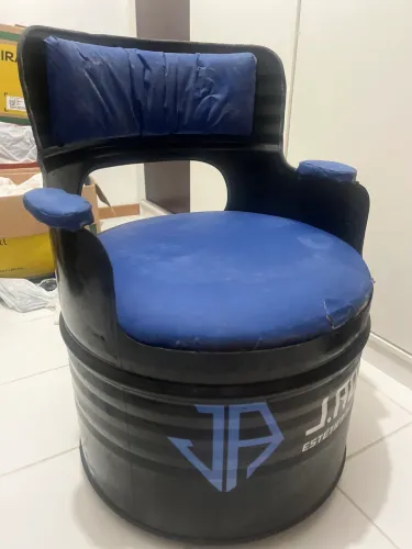 JOGO DE CADEIRA E MESA DE ESTAR 