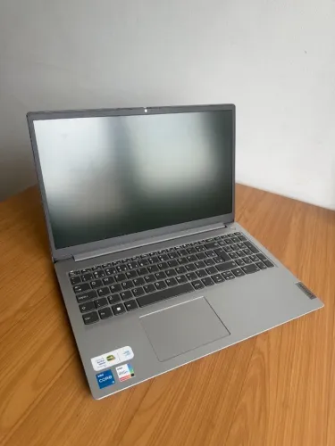 Notebook Lenovo Intel i5, 16GB, 512GB