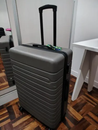 Mala de viagem cinza - 23Kg (apenas um uso)