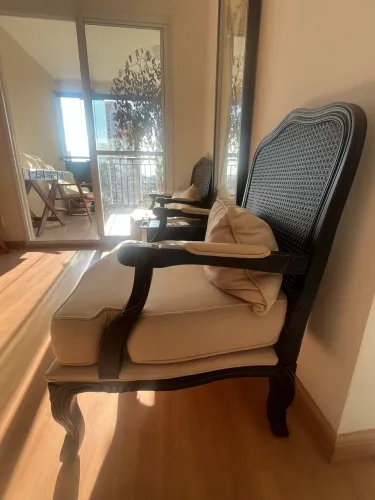 Conjunto Poltrona Luiz XV 