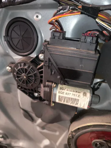 Motor vidro elétrico com módulo esquerdo polo 2003 a 2006