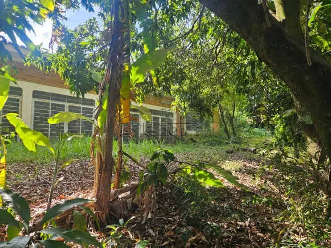 Sobrado à venda em Vinhedo, Vista Alegre, com 3 quartos, com 230 m²