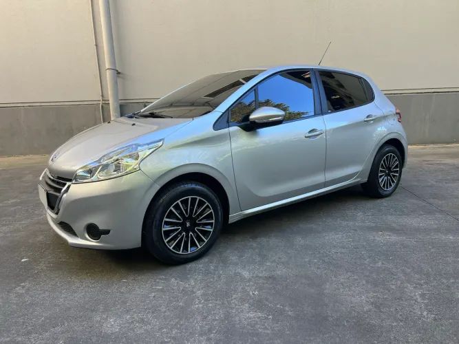 Peugeot 208 Active/active Pack 1.5 Flex 8V 5P 2014