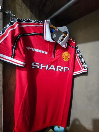 Camisa Manchester United retrô 98/99 Vermelha