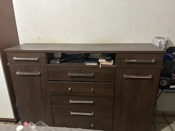 Cômoda de quarto com 7 gavetas
