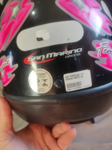 Capacete feminino tamanho 56