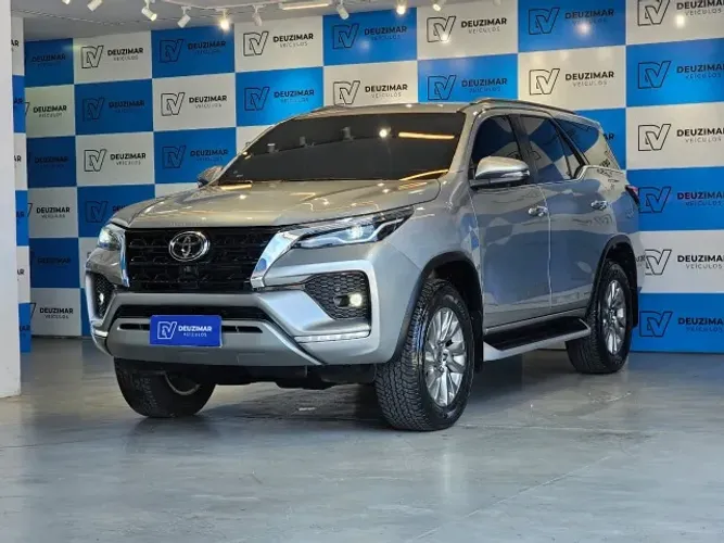 Toyota Hilux SW4 SRX 4X4 2023 BLINDADA 2.8 TDI 16V Dies. Aut