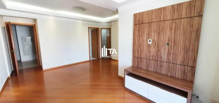 Apartamento 95m² com 3 quartos 1 suíte 2 vagas para alugar na Vila Itapura em Campinas. RE