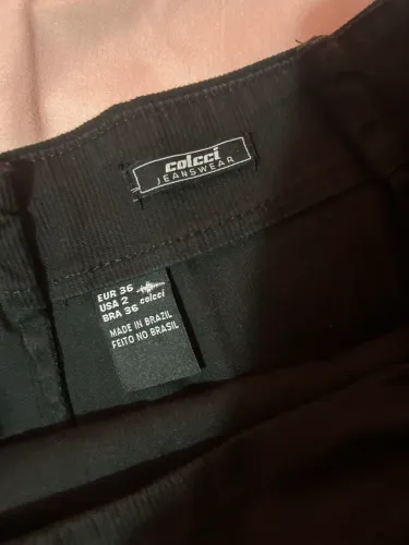 Saia Colcci tamanho 34/34