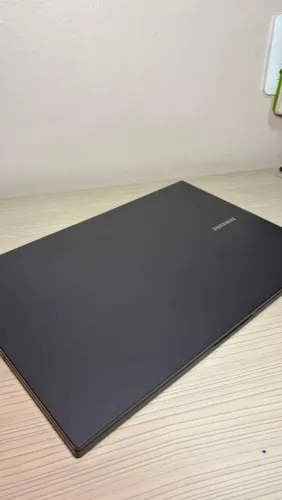 Notebook Samsung Galaxy book intel core i3