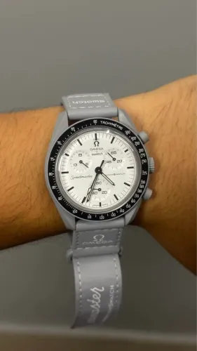 Omega x Swatch Bioceramic MoonSwatch "1965"
