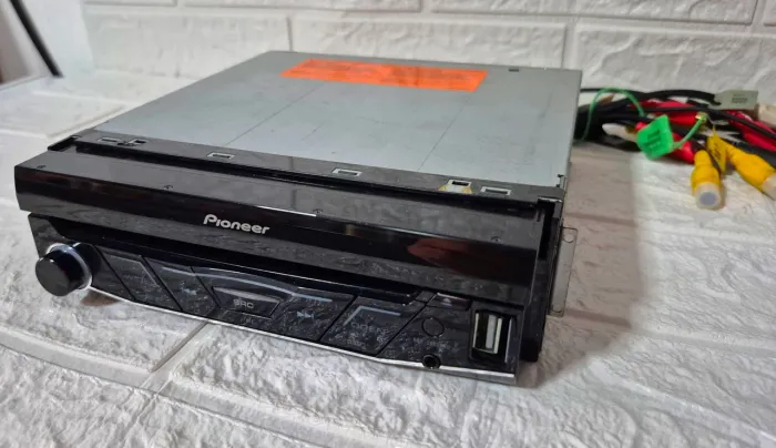 DVD pioneer com defeito para uso de peças ou conserto 