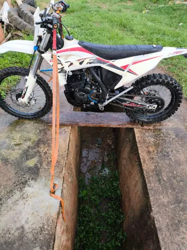 Mxf 270 f
