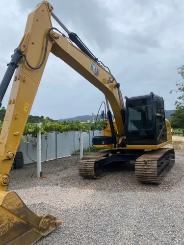 ESCAVADEIRA CAT 313 D2 L