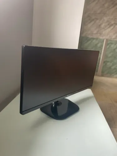 Monitor LG gamer (full HD)