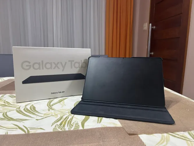 Tablet Samsung Tab A9+, 11 polegadas, 64gb, 10 meses de uso.