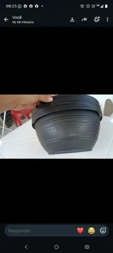 Vende-se caqueiro p plantas