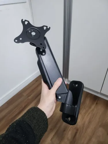 Suporte de monitor na parede