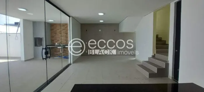 Casa em condomínio à venda, 3 quartos, 3 suítes, 2 vagas, Cajuru do Sul - Sorocaba/SP