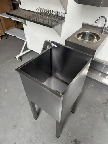 Tanque de inox pequeno - multiuso para padarias, lavanderias, mecanicas, cozinhas em geral