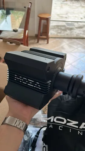 Base Moza R9 V2