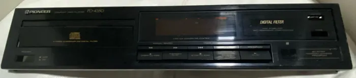 Painel frontal toca cd pioneer PD4350 não é Sony