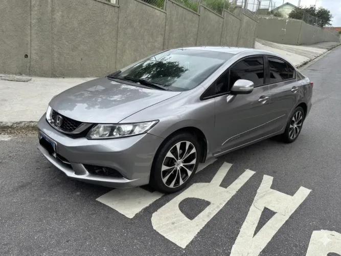 Honda Civic Sedan LXR 2.0 Flexone 16V Aut. 4P 2016