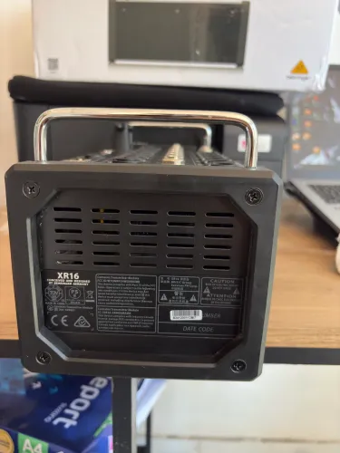 Behringer xair6 mesa de som digital