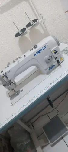 Maquina reta industrial