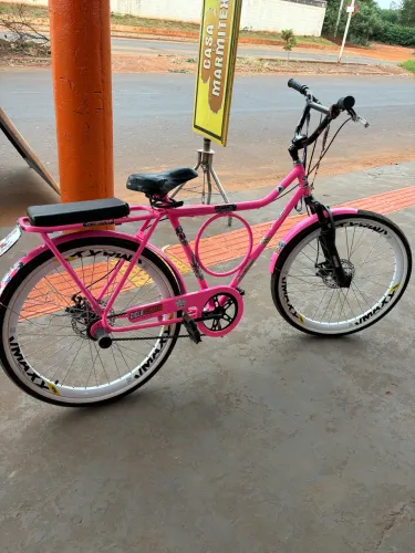 Vendo bicicleta monark quadro modelo novo, só pegar e andar
