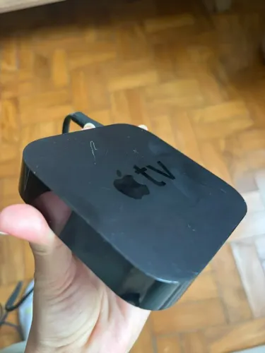 Apple TV 3ª Geração A1469 Full HD 1080p com Controle Remoto